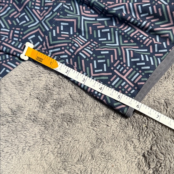 Patagonia Nine Trails 6” Shorts Size Small Star Dash Classic Navy 57630 - Picture 11 of 12